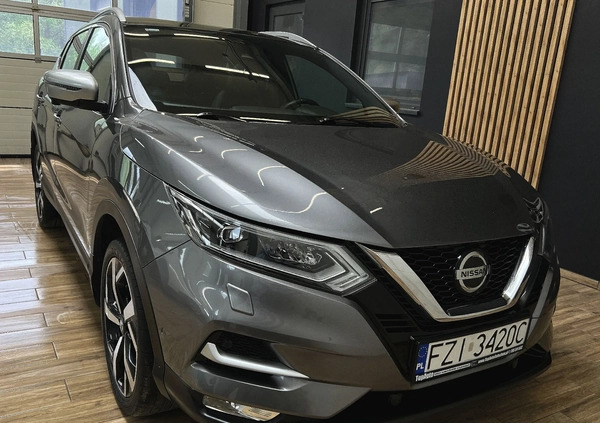 Nissan Qashqai cena 73900 przebieg: 106000, rok produkcji 2018 z Woźniki małe 742